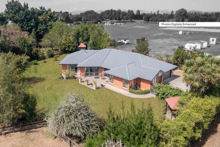 Photo of property in 187 Belfast Road, Belfast, Christchurch, 8051