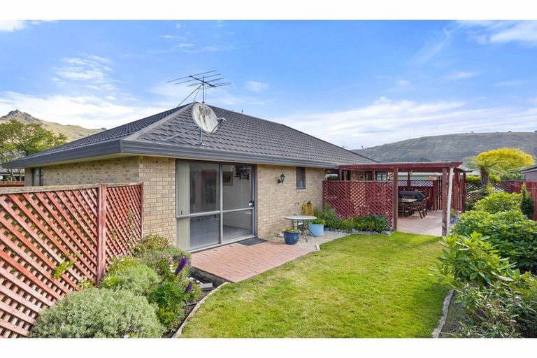 Photo of property in 58 Mauger Drive, Heathcote Valley, Christchurch, 8022
