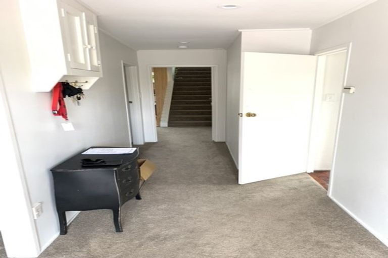 Photo of property in 2/15 Fairfax Avenue, Northcote, Auckland, 0627