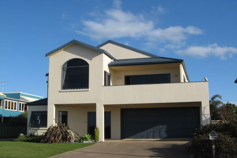 Photo of property in 140a Ocean Road, Ohope, 3121