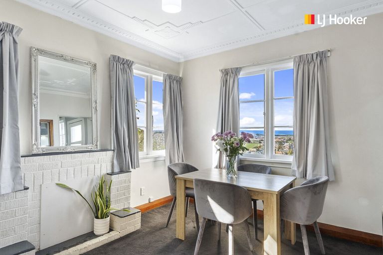 Photo of property in 37 Forfar Street, Clyde Hill, Dunedin, 9011