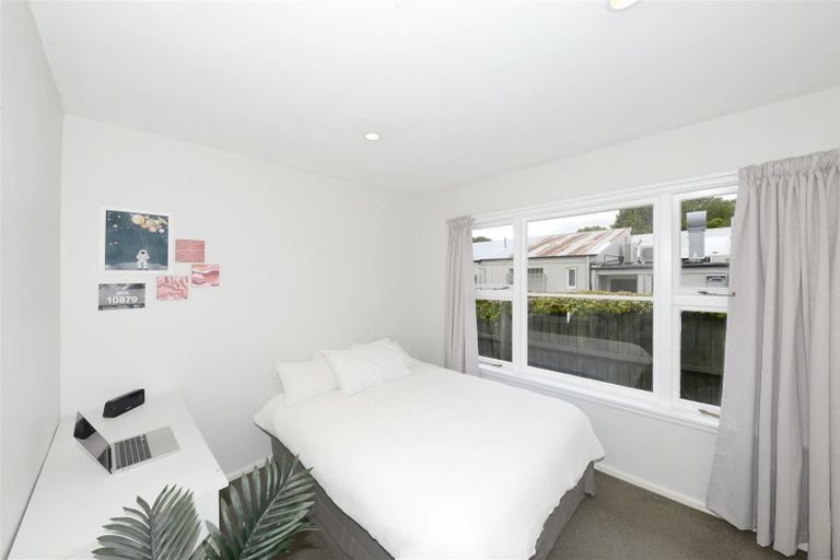 Photo of property in 74 Maidstone Road, Ilam, Christchurch, 8041