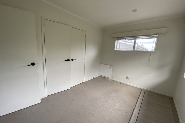Photo of property in 1/36 Sandiacre Way, Browns Bay, Auckland, 0630