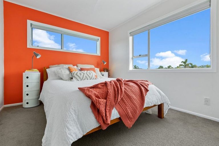 Photo of property in 29a Doment Crescent, Orewa, 0931
