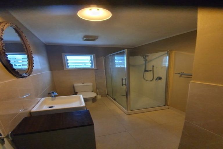 Photo of property in 38 Aurea Avenue, Pakuranga, Auckland, 2010