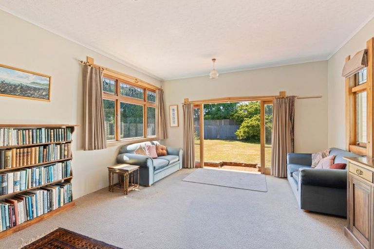 Photo of property in 65 Record Street, Fitzroy, New Plymouth, 4312