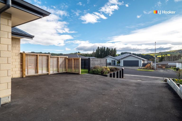 Photo of property in 74 Grandvista Drive, Green Island, Dunedin, 9018