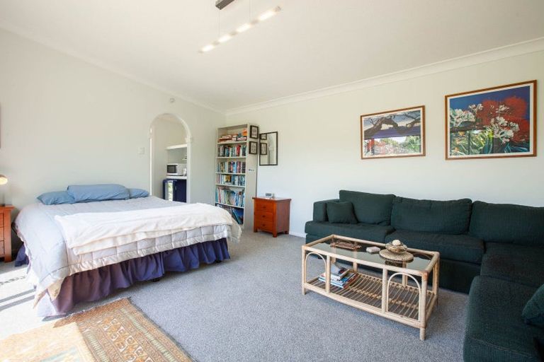 Photo of property in 60 Makora Road, Otaihanga, Paraparaumu, 5036