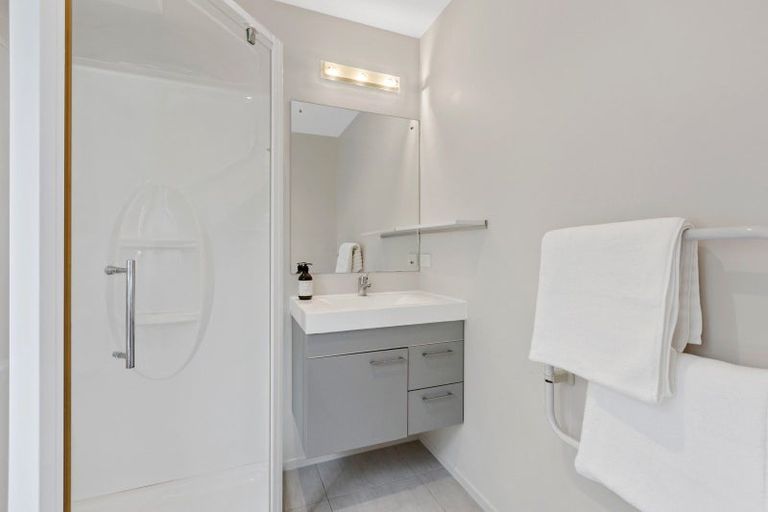 Photo of property in 10c Virginia Place, Whalers Gate, New Plymouth, 4310