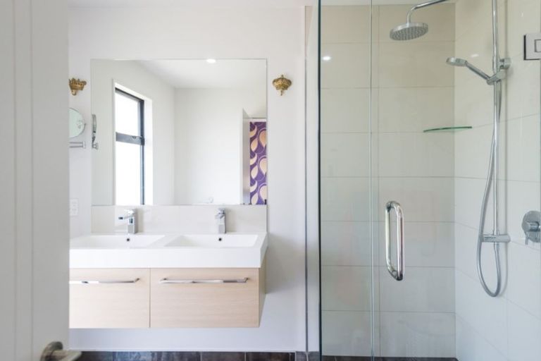 Photo of property in 15 Whitnall Street, Halswell, Christchurch, 8025