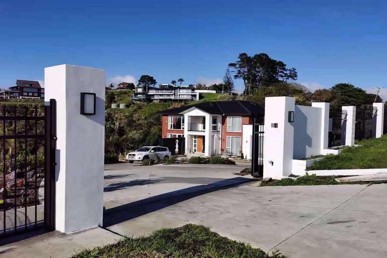 Photo of property in 159 Point View Drive, East Tamaki Heights, Auckland, 2016