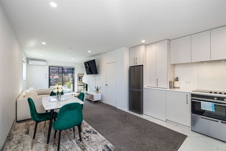 Photo of property in 11/4 Riccarton Road, Riccarton, Christchurch, 8011