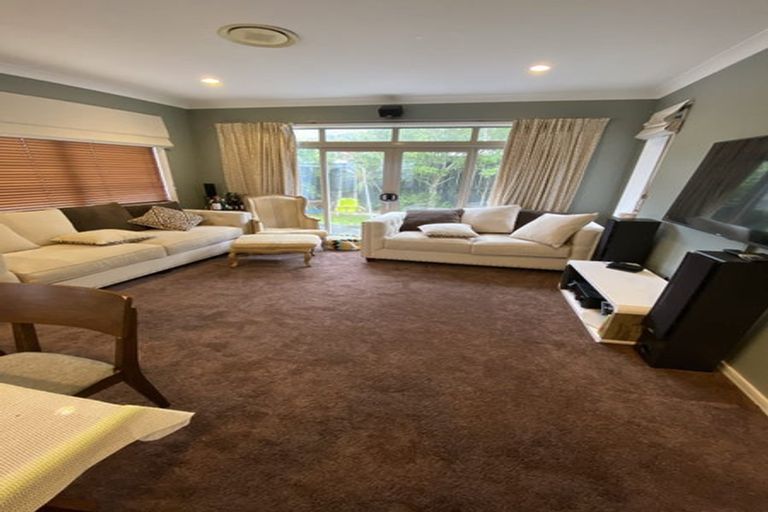 Photo of property in 12 Gifford Grove, Churton Park, Wellington, 6037