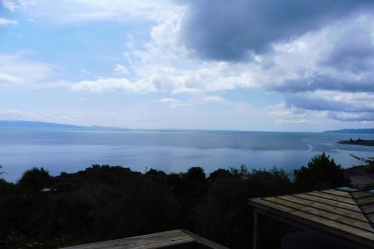 Photo of property in 37 Adams Road, Thornton Bay, Thames, 3575