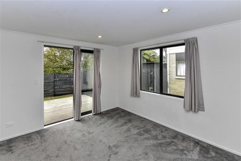 Photo of property in 4 Kopara Place, Clendon Park, Auckland, 2103
