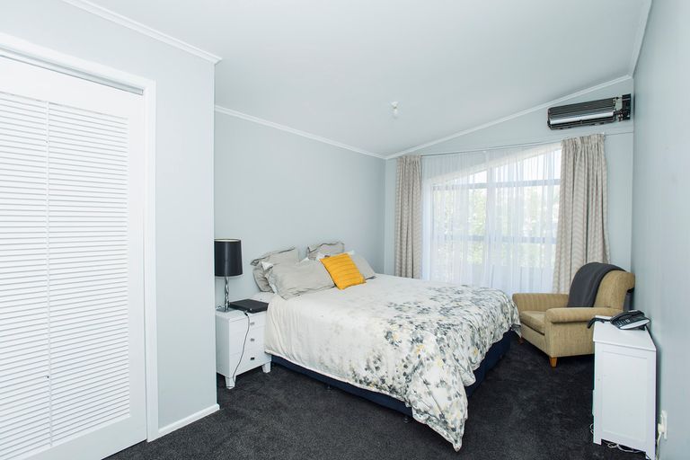 Photo of property in 1 Toru Street, Makaraka, Gisborne, 4010