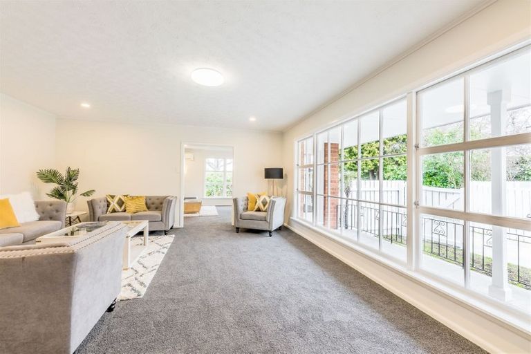 Photo of property in 362 Yaldhurst Road, Russley, Christchurch, 8042