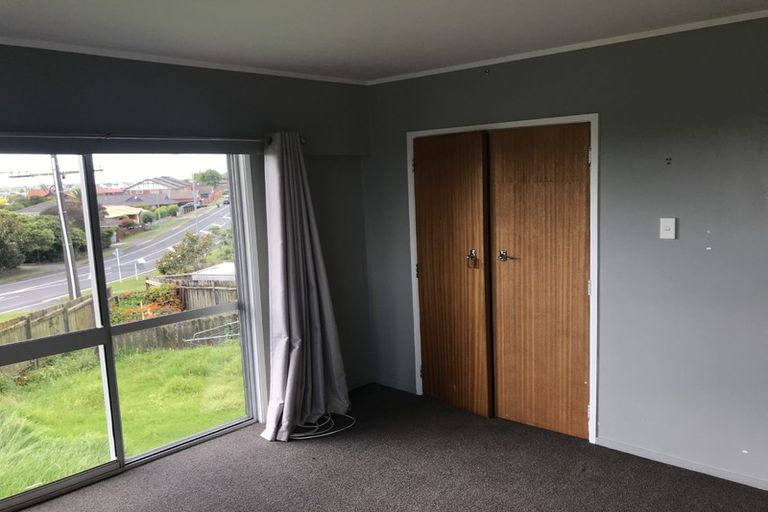 Photo of property in 2/140 Metcalfe Road, Ranui, Auckland, 0612