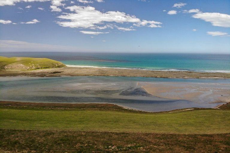 Photo of property in 369 Thorburn Road, Waikouaiti, 9472