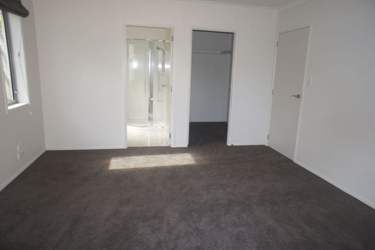 Photo of property in 15c Anderson Way, Highlands Park, New Plymouth, 4312