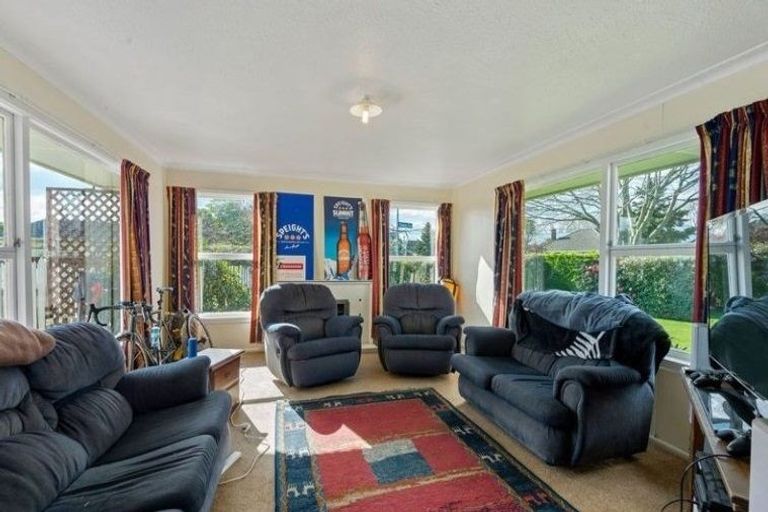 Photo of property in 7 Ballantyne Avenue, Upper Riccarton, Christchurch, 8041
