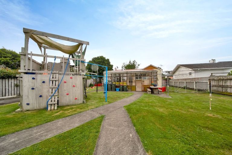 Photo of property in 184 High Street, Eltham, 4322