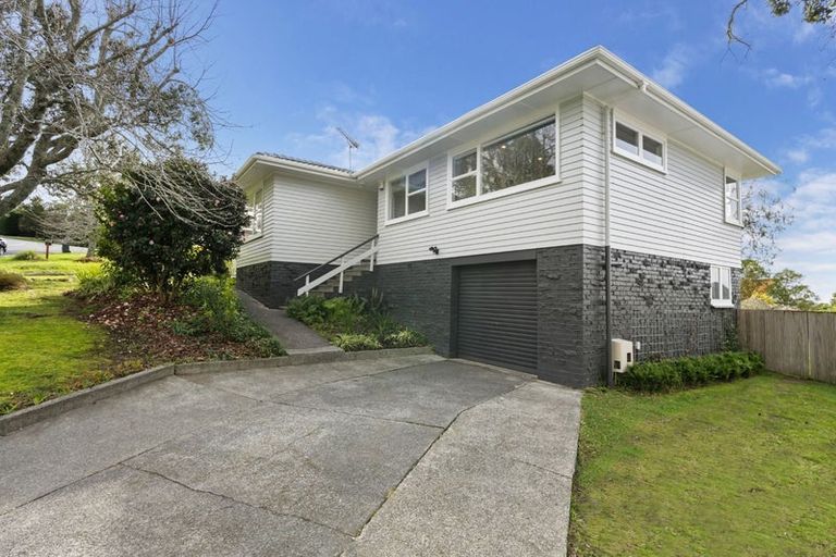 Photo of property in 25 Agincourt Street, Glenfield, Auckland, 0629