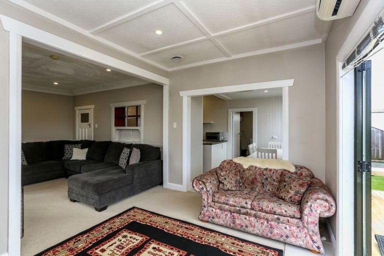 Photo of property in 14 Sanders Avenue, Westown, New Plymouth, 4310