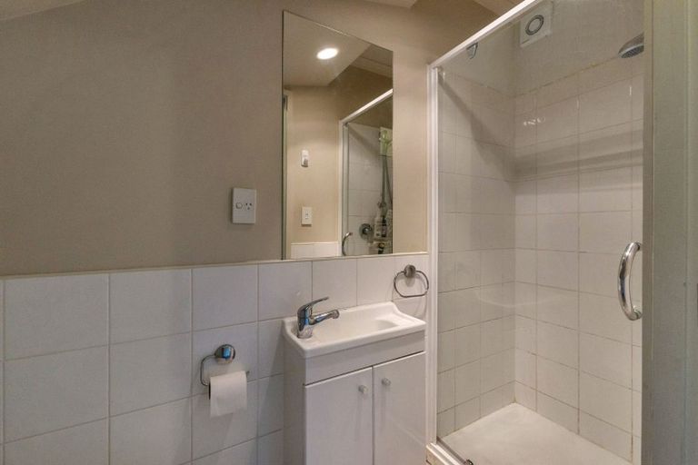 Photo of property in 13 Barnea Circle, Glen Eden, Auckland, 0602