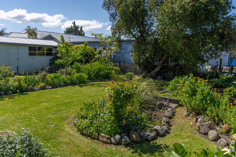 Photo of property in 49b Mcmaster Street, Greytown, 5712