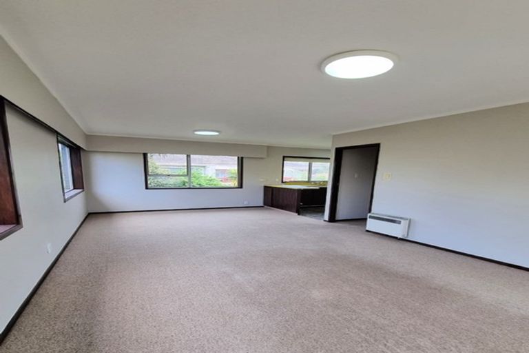 Photo of property in 1/10 Pamela Place, New Lynn, Auckland, 0600