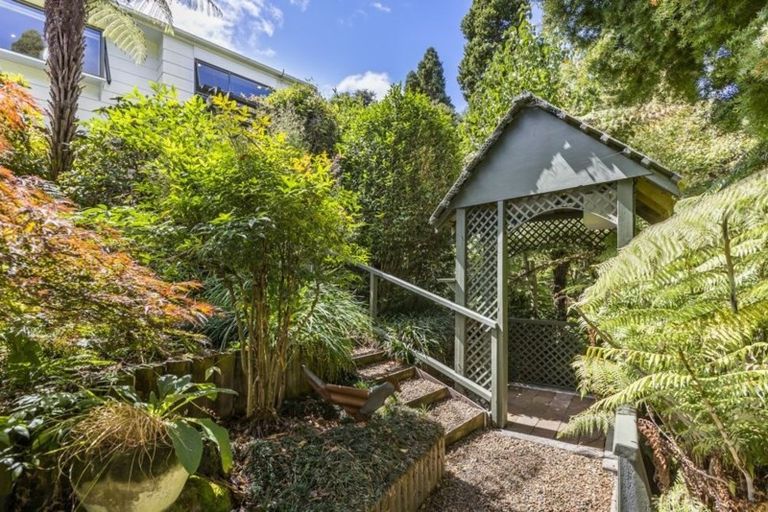 Photo of property in 19 Portsea Place, Chatswood, Auckland, 0626
