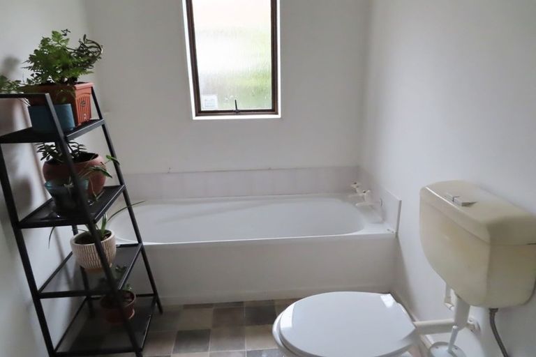 Photo of property in 11a Naenae Road, Naenae, Lower Hutt, 5011