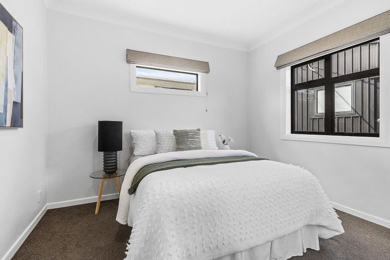 Photo of property in 10 Tarawera Road, Johnsonville, Wellington, 6037