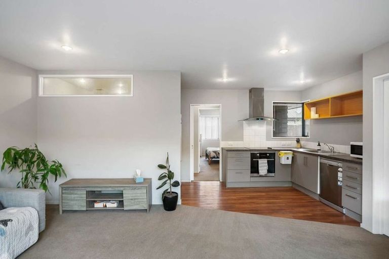 Photo of property in 4/13 Elizabeth Street, Riccarton, Christchurch, 8011