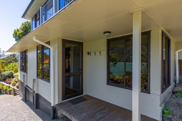 Photo of property in 606 Moetapu Bay Road, Moetapu Bay, Picton, 7282