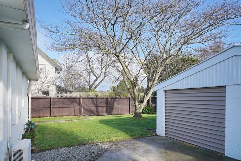 Photo of property in 2/53 Bassett Street, Burwood, Christchurch, 8083