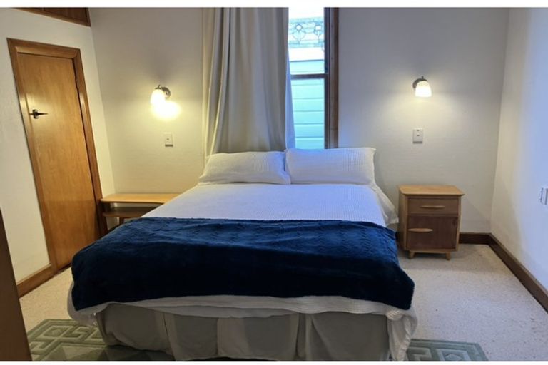 Photo of property in 7 Herald Terrace, Berhampore, Wellington, 6023