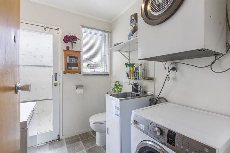 Photo of property in 369 Bucklands Beach Road, Bucklands Beach, Auckland, 2012