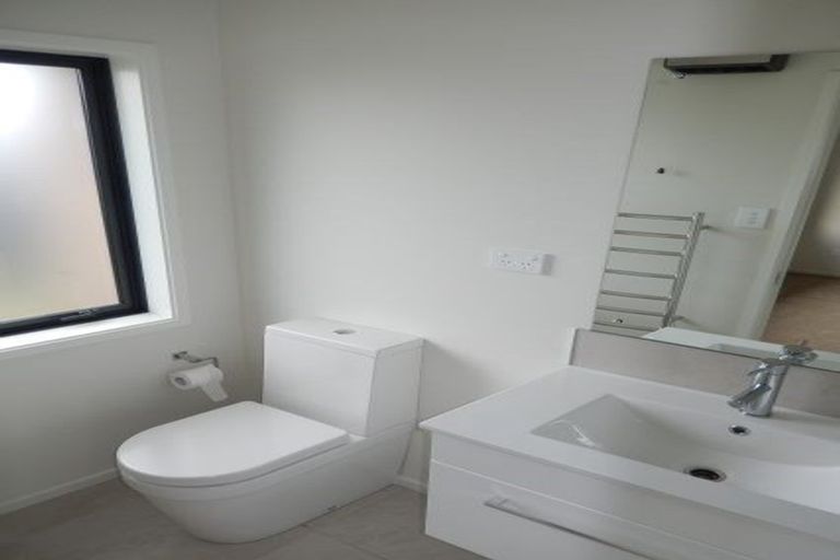 Photo of property in 10 Echelon Drive, Wigram, Christchurch, 8042