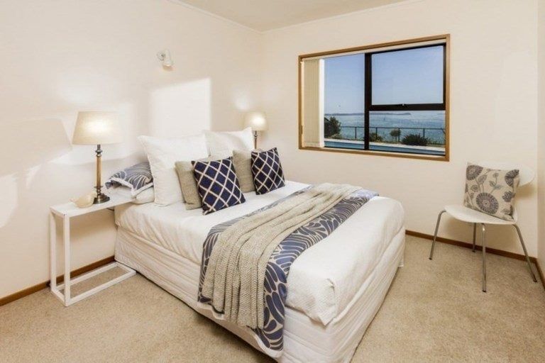 Photo of property in 1 Gilberd Place, Torbay, Auckland, 0630