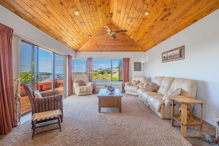 Photo of property in 6 Okoromai Views, Gulf Harbour, Whangaparaoa, 0930