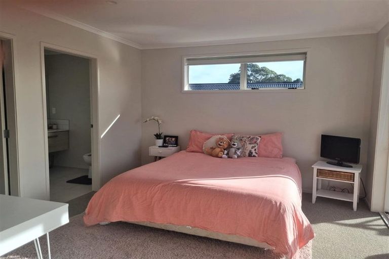 Photo of property in 1 Traverse Lane, Omokoroa, 3114