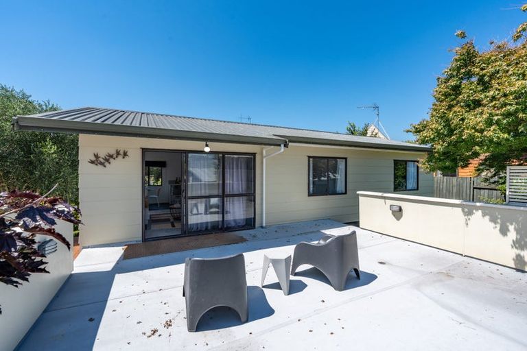 Photo of property in 32 Lansdowne Crescent, Glenview, Hamilton, 3206