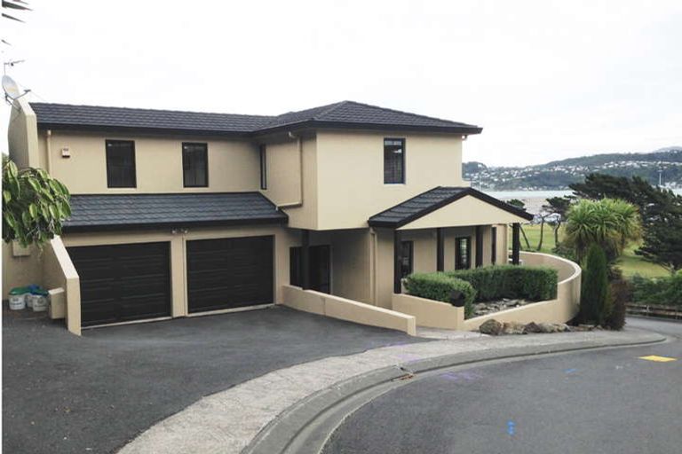 Photo of property in 15 Bunker Way, Strathmore Park, Wellington, 6022