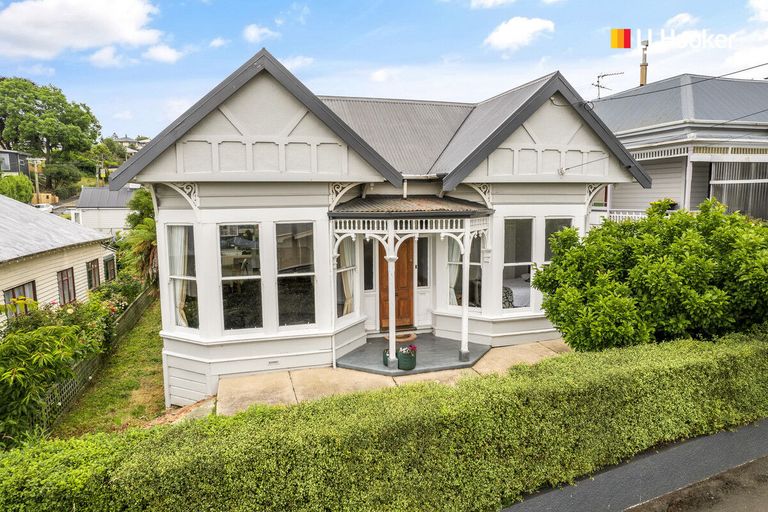 Photo of property in 12 Whitby Street, Mornington, Dunedin, 9011