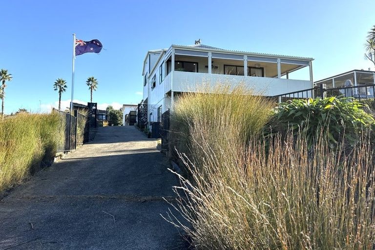 Photo of property in 48 Wainui Road, Raglan, 3225