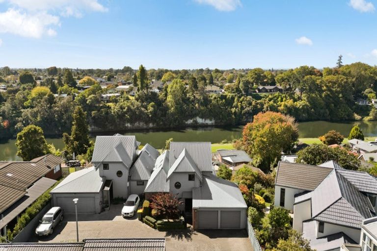 Photo of property in 4/100 Beerescourt Road, Beerescourt, Hamilton, 3200