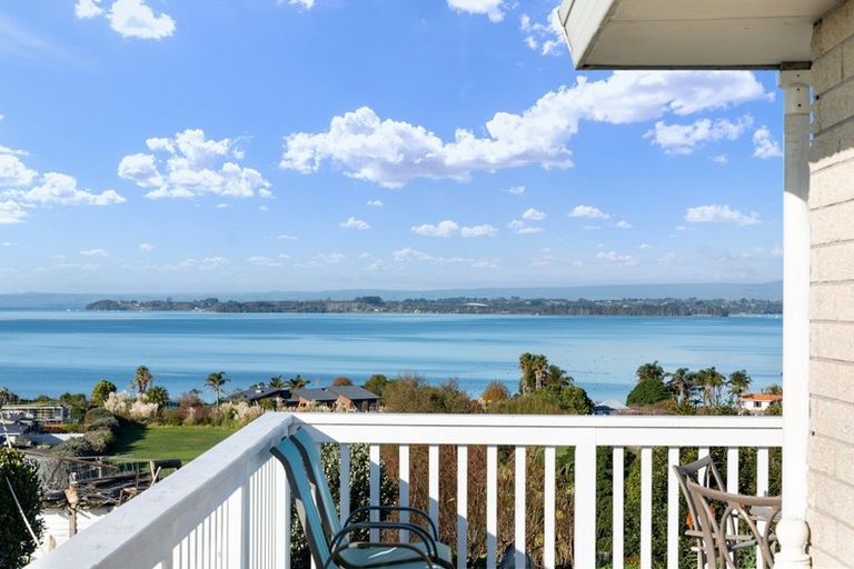 Photo of property in 16 Adela Stewart Drive West, Athenree, Waihi Beach, 3177