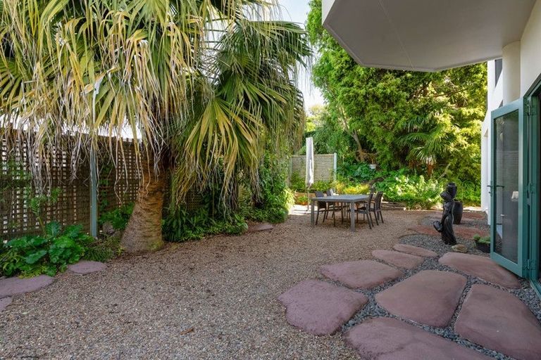 Photo of property in 2 Minchin Crescent, St Andrews, Hamilton, 3200